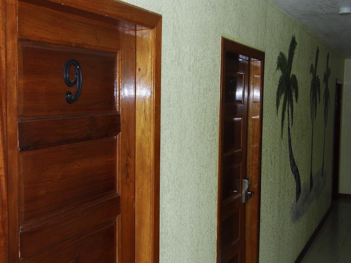 Alan'S Paradise Hotel Placencia Exterior foto